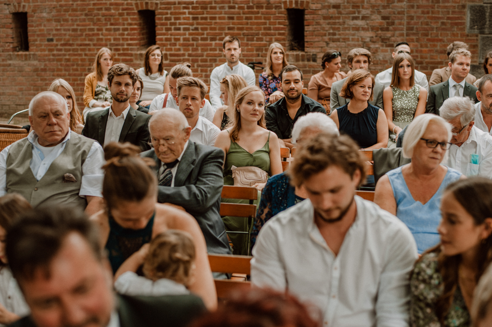 Kira Patrick HP070 - Kira & Patrick - Schmetterlingsgarten