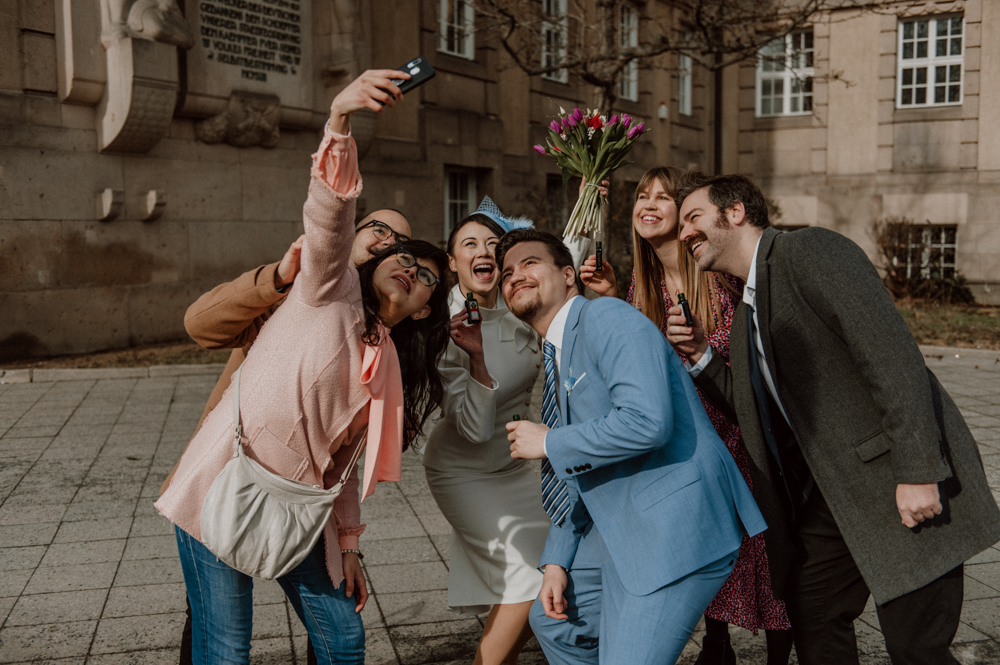 Donna Sven HP016 - Donna & Sven - Tiny Winter Wedding