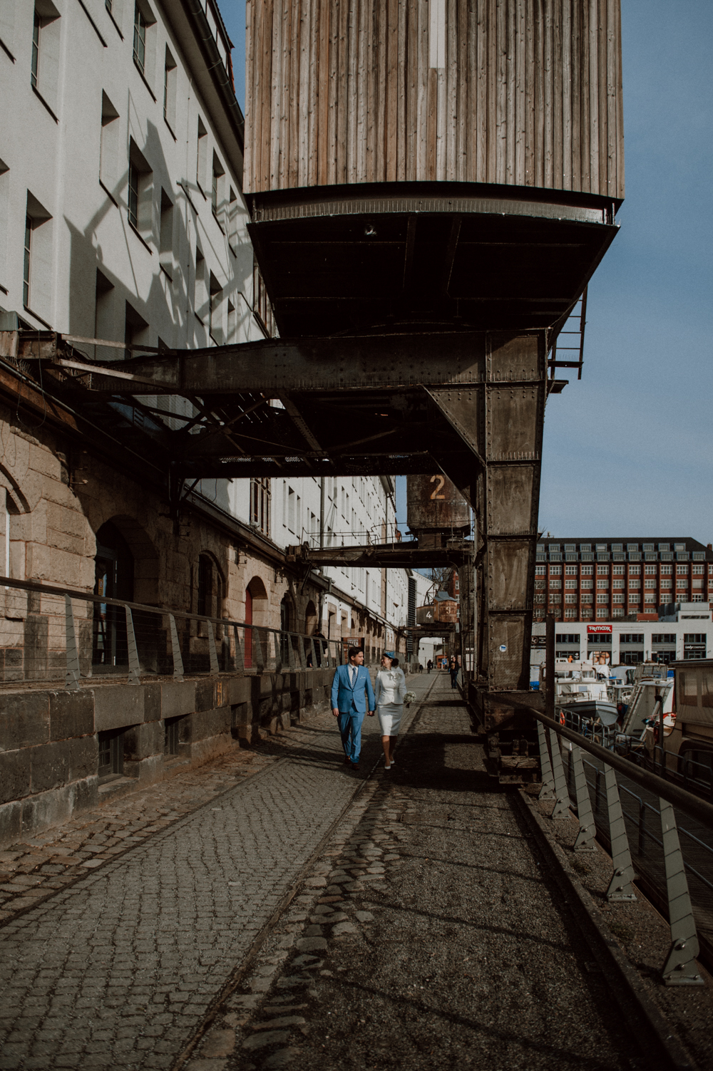 Donna Sven HP021 - Donna & Sven - Tiny Winter Wedding