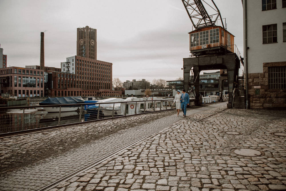 Donna Sven HP057 - Donna & Sven - Tiny Winter Wedding