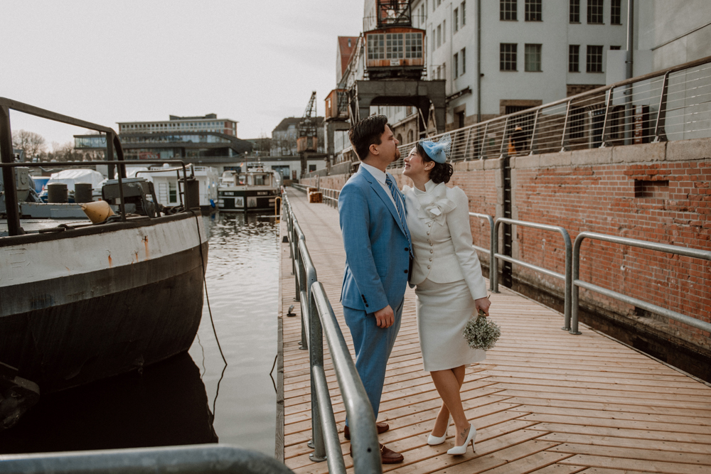 Donna Sven HP081 - Donna & Sven - Tiny Winter Wedding