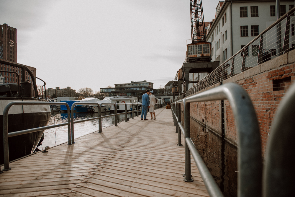 Donna Sven HP088 - Donna & Sven - Tiny Winter Wedding