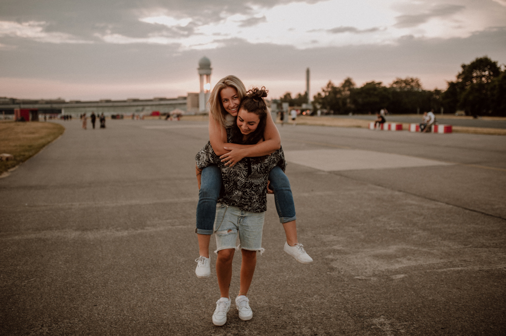 Samira Charly HP032 - Charly & Samira-Tempelhofer Feld