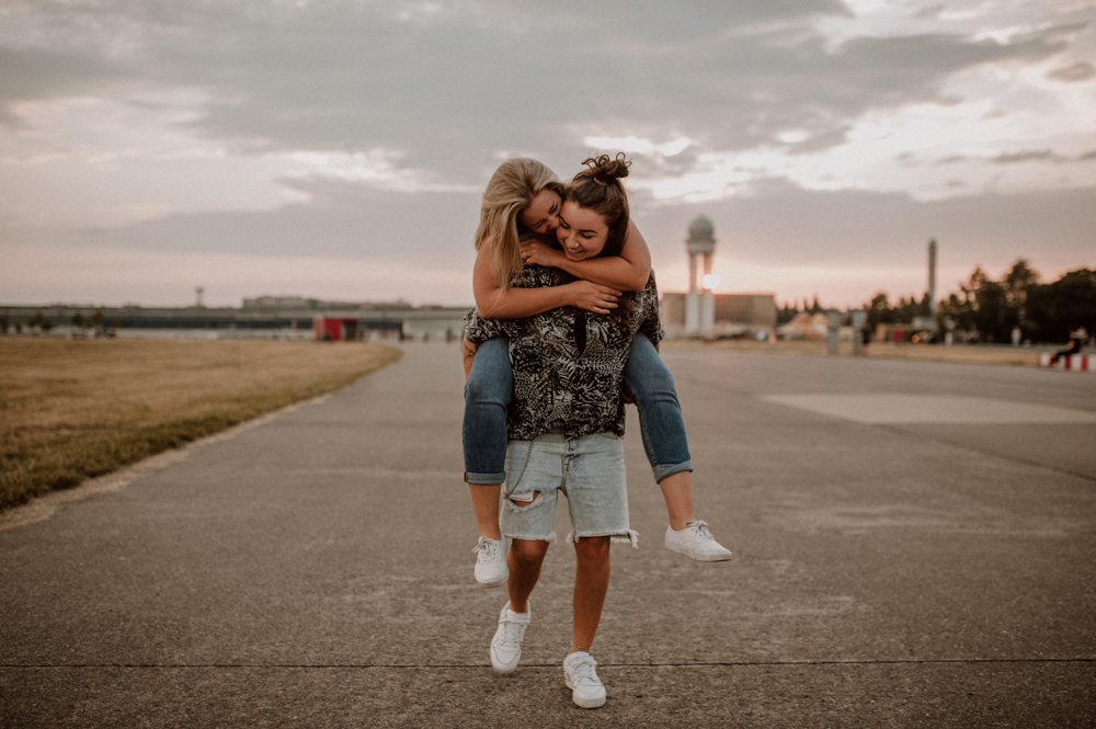 Samira Charly HP036 - Charly & Samira-Tempelhofer Feld