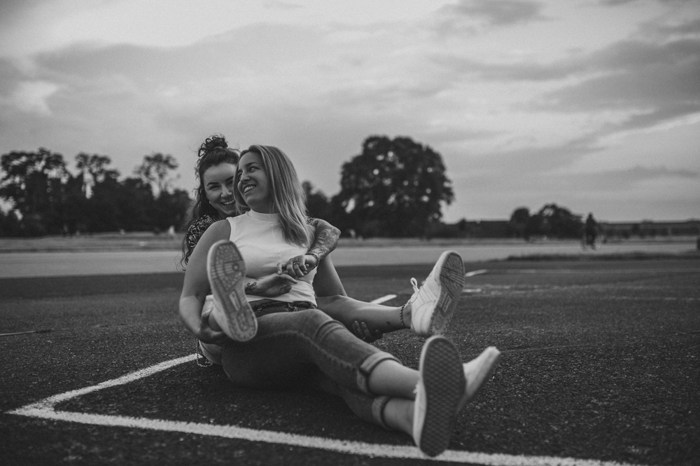 Samira Charly HP045 - Charly & Samira-Tempelhofer Feld