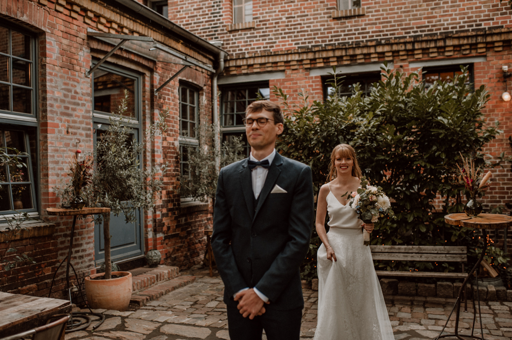 Hochzeit Berlin Old Smithys Dizzle Urban wedding Lionheart Wedding 004 - Lisa & Steffen - Old Smithy`s Dizzle