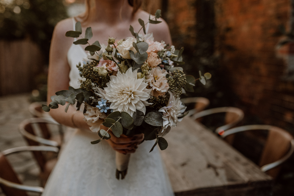 Hochzeit Berlin Old Smithys Dizzle Urban wedding Lionheart Wedding 019 - Lisa & Steffen - Old Smithy`s Dizzle