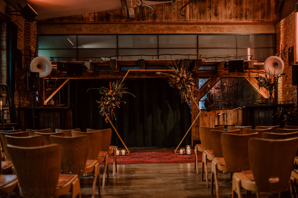 Hochzeit Berlin Old Smithys Dizzle Urban wedding Lionheart Wedding 066 - Lisa & Steffen - Old Smithy`s Dizzle