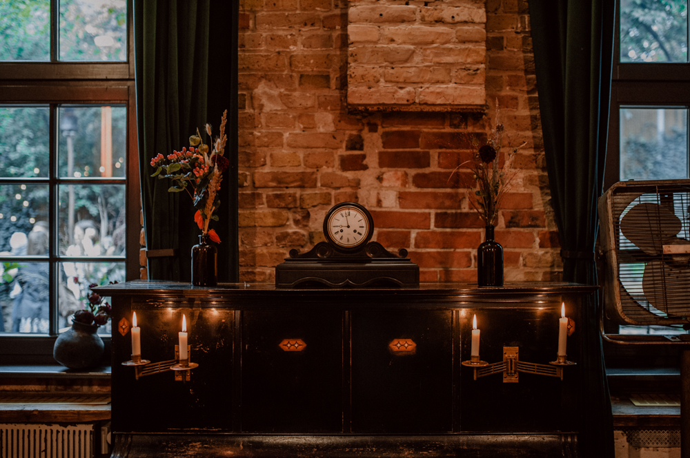 Hochzeit Berlin Old Smithys Dizzle Urban wedding Lionheart Wedding 067 - Lisa & Steffen - Old Smithy`s Dizzle