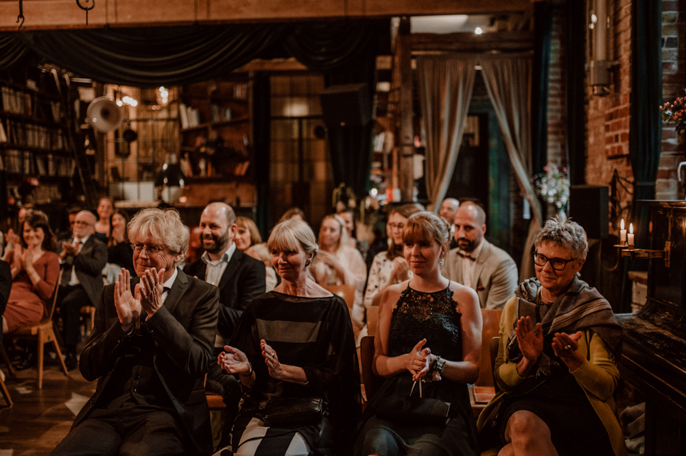 Hochzeit Berlin Old Smithys Dizzle Urban wedding Lionheart Wedding 081 - Lisa & Steffen - Old Smithy`s Dizzle