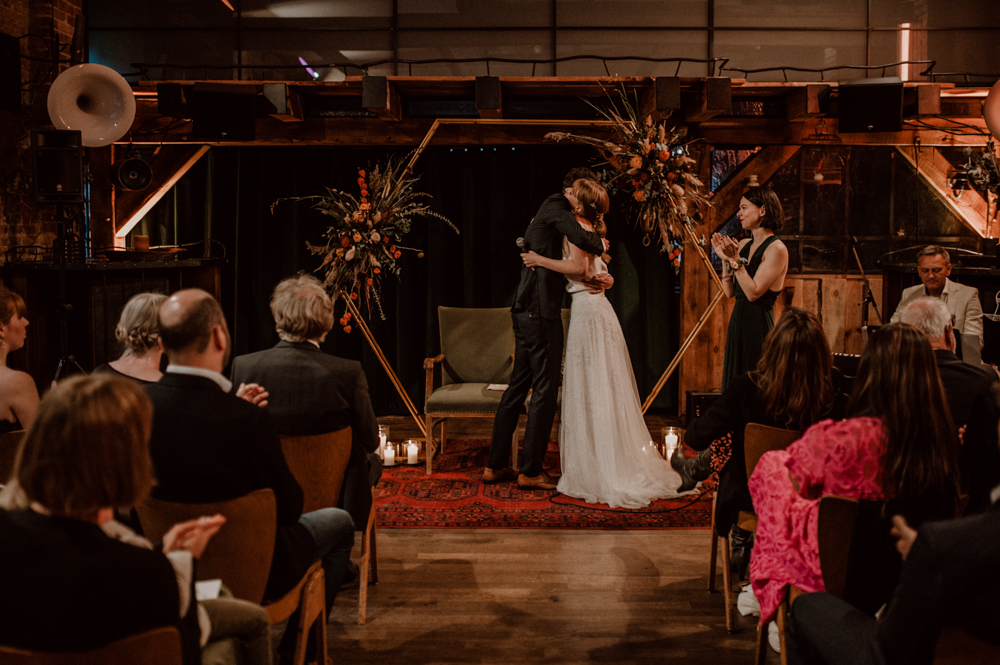 Hochzeit Berlin Old Smithys Dizzle Urban wedding Lionheart Wedding 096 - Lisa & Steffen - Old Smithy`s Dizzle