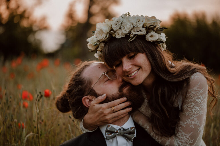 After-Wedding-Fotoshooting im Mohnfeld in Berlin Weißensee- Pankow